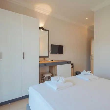 7 Brothers Hotell 3*